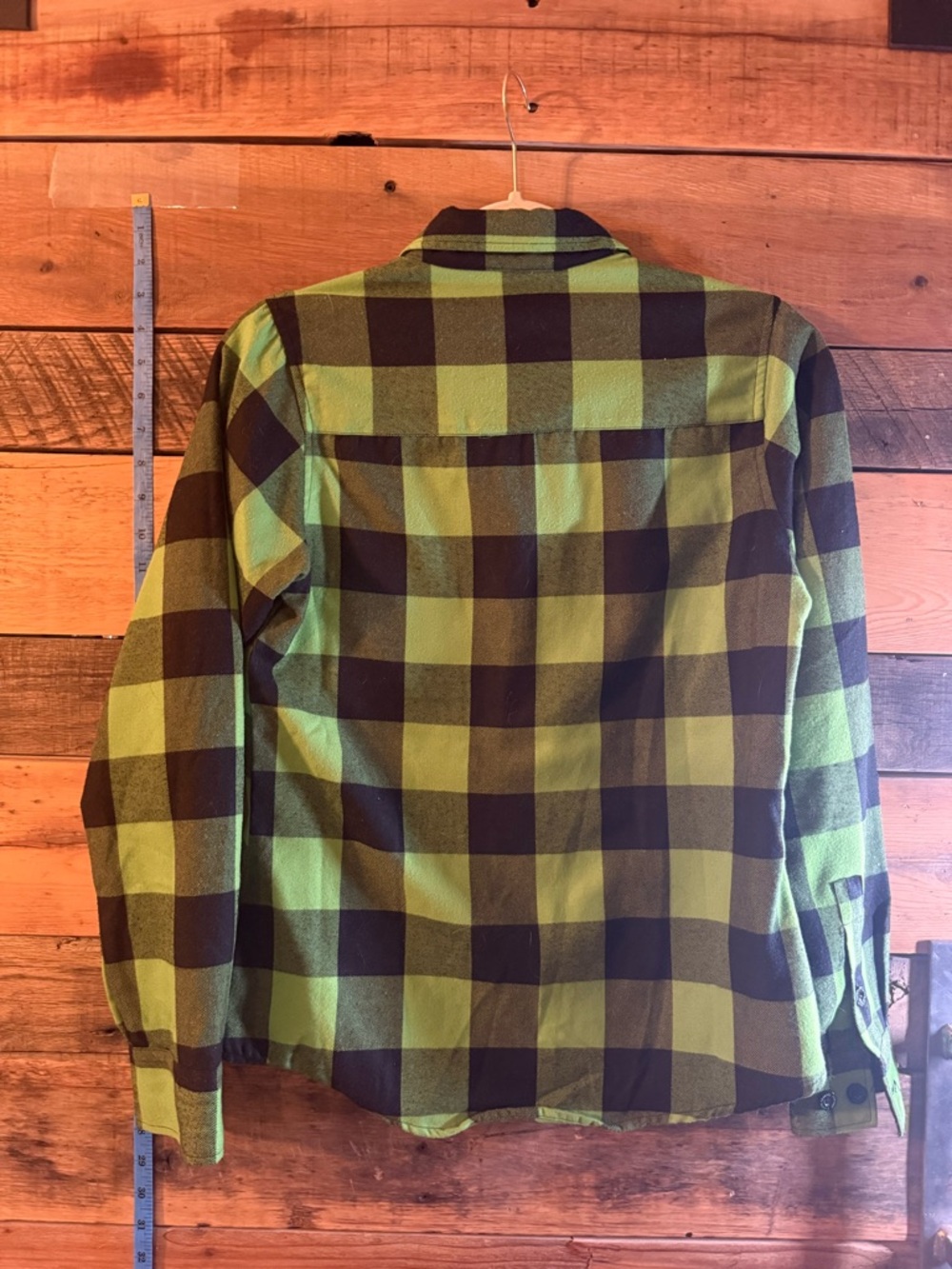 Dixxon Flannel Co Green & Black Plaid Button Up Shirt Small - Picture 4 of 5